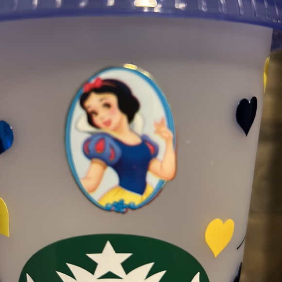 Snow White Starbucks cup - Picture 5 of 6